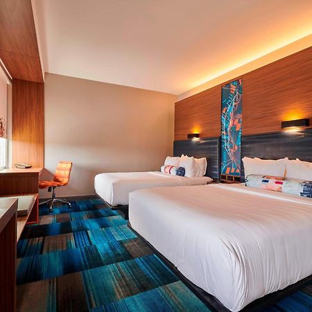 Aloft Cleveland Airport Hotel North Olmsted Bagian luar foto