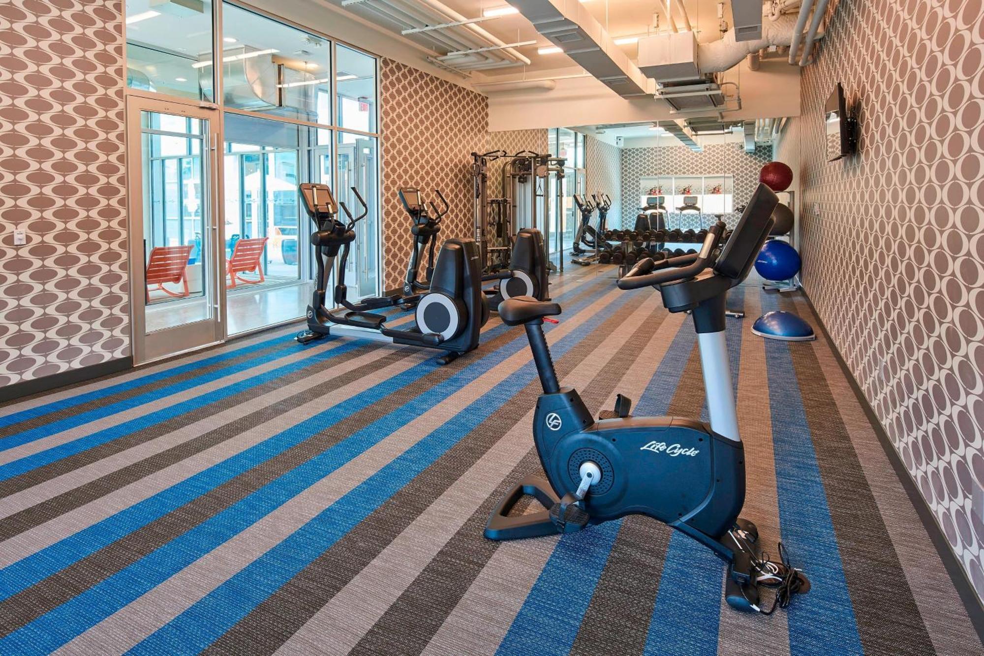 Aloft Cleveland Airport Hotel North Olmsted Bagian luar foto