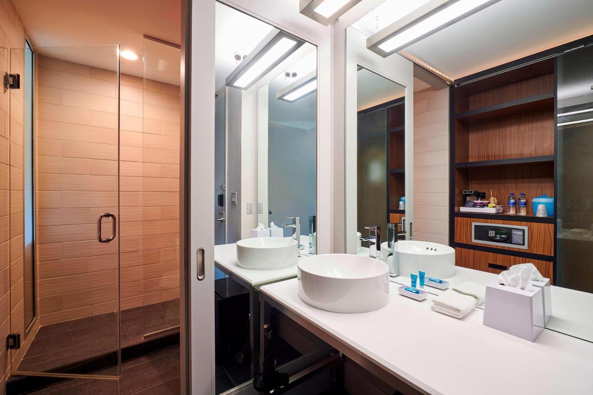 Aloft Cleveland Airport Hotel North Olmsted Bagian luar foto