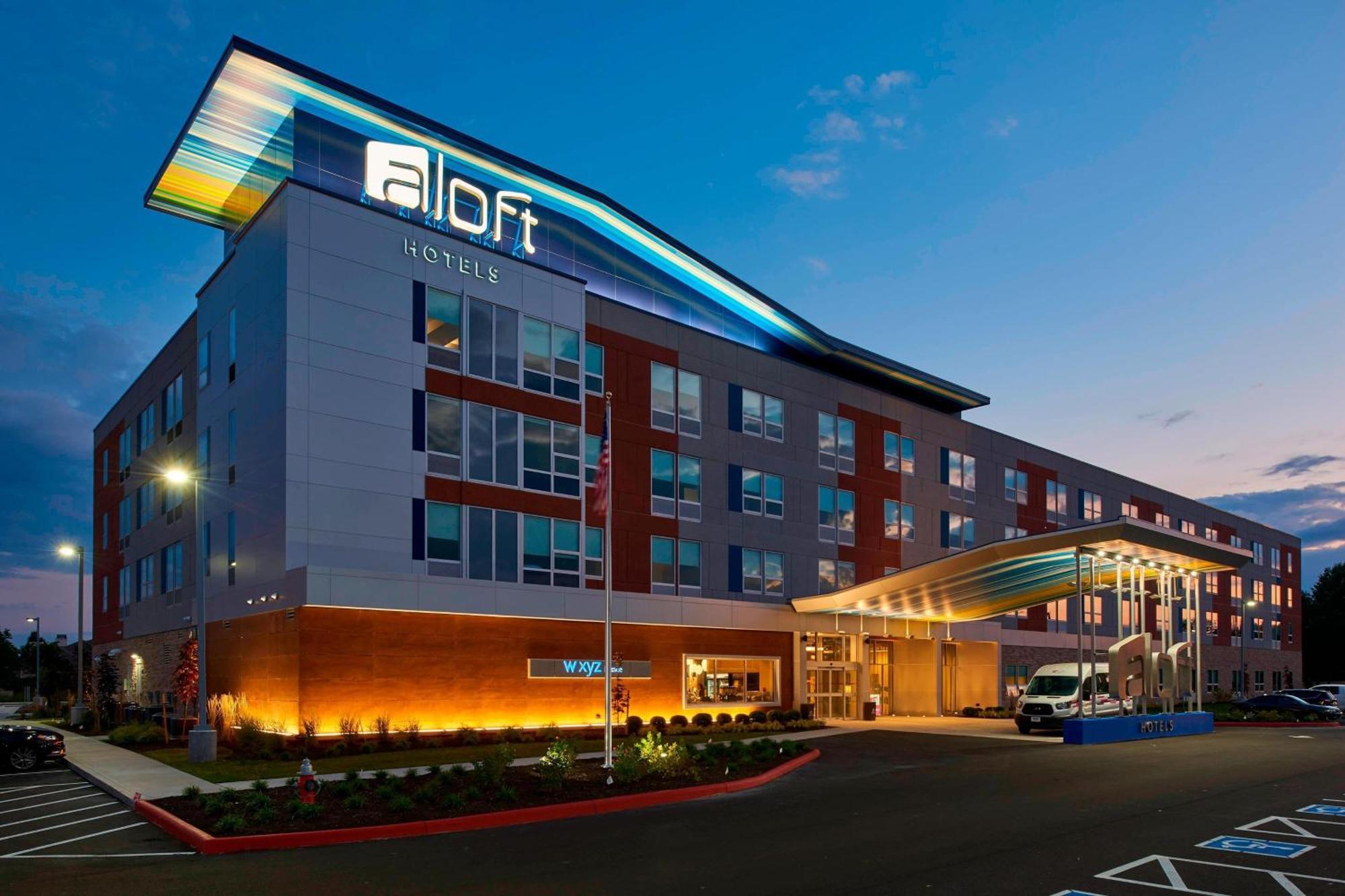 Aloft Cleveland Airport Hotel North Olmsted Bagian luar foto
