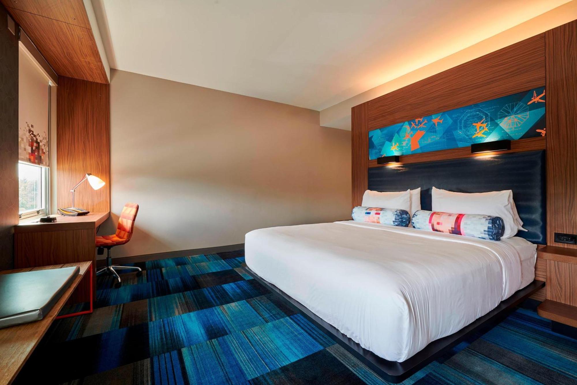 Aloft Cleveland Airport Hotel North Olmsted Bagian luar foto